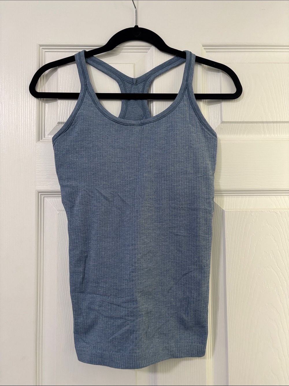 Lululemon ebb to street tank blue, hip length size 6